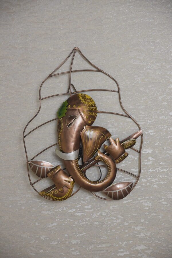 Leaf Ganesha with LED