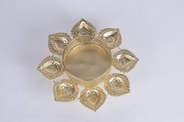8 Diya Holder with Flower Basket